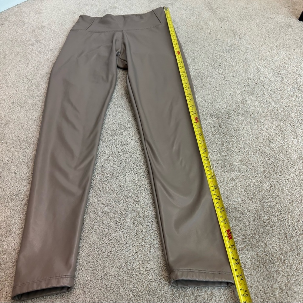 FOREVER 21 Women's Taupe Faux Leather High-Rise Leggings pleather vegan Sz M - Picture 9 of 11